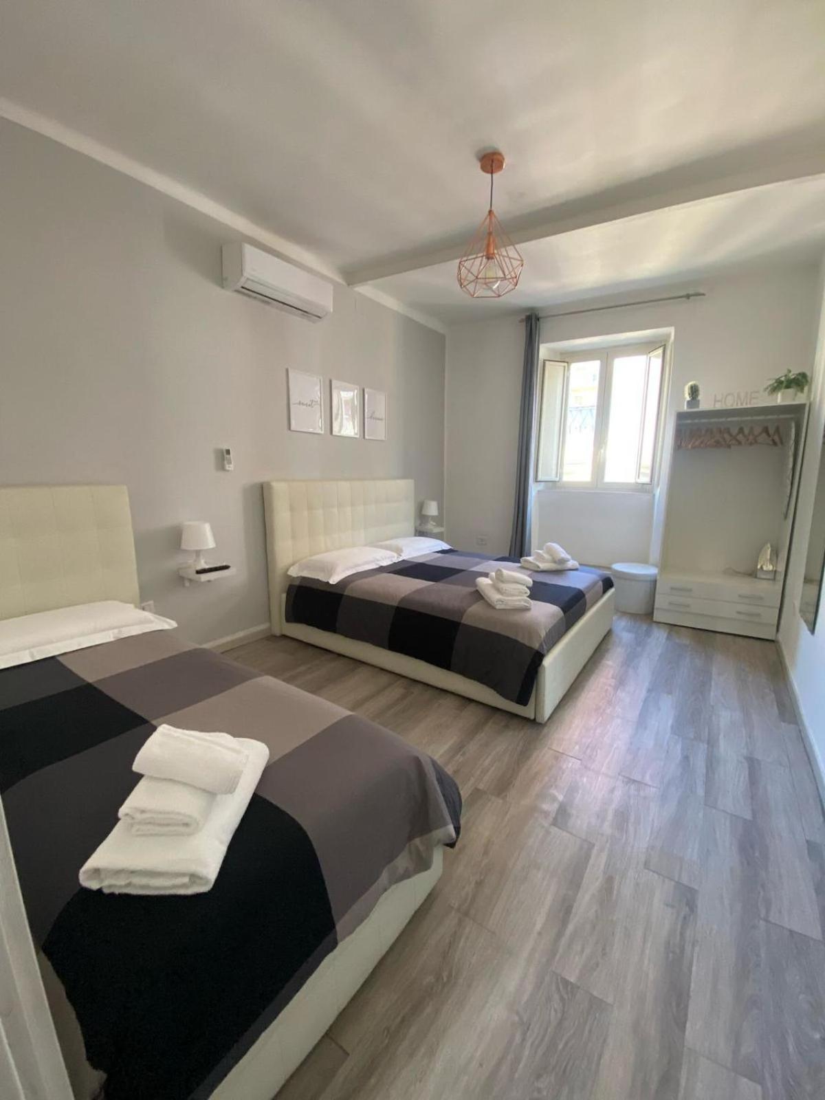 Newhouse 336 Apartman Bari Kültér fotó